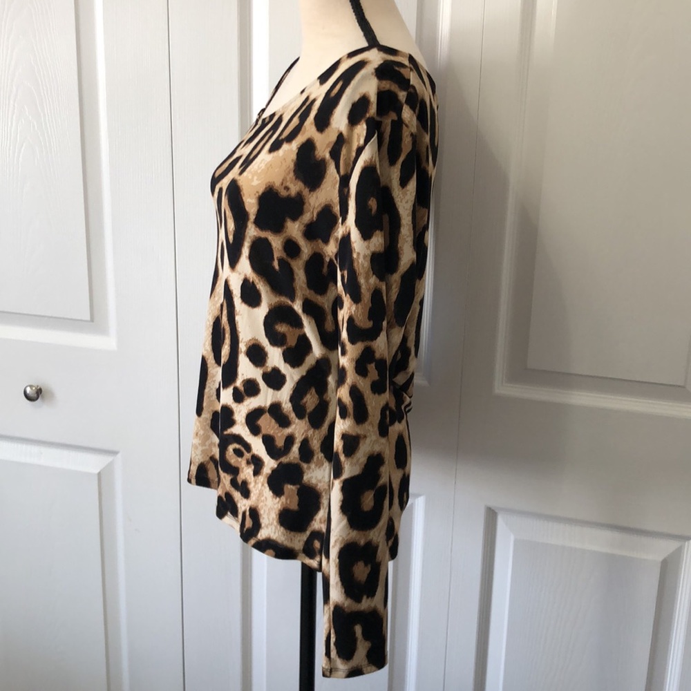 NWT H&M Long Sleeve Leopard Top with asymmetrical neck, Large - Picture 3 of 14